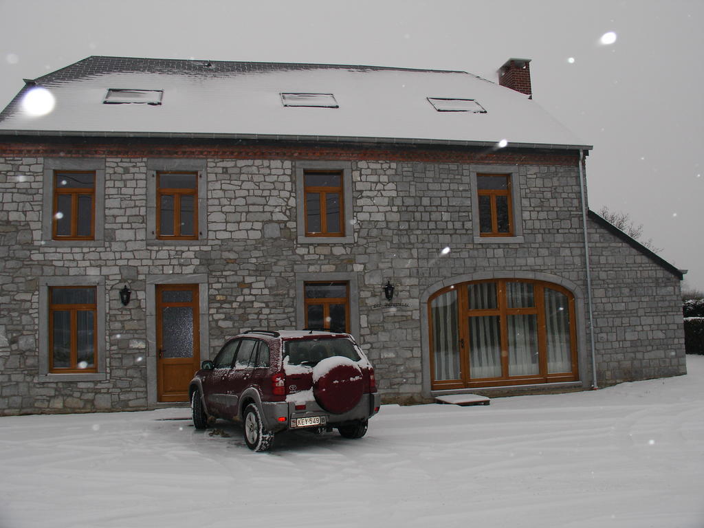 Hotel Les Mezzanines Hastière-Lavaux Exterior foto