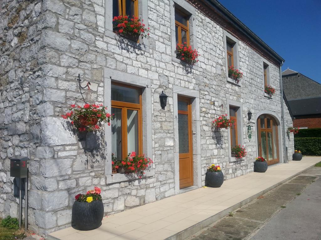 Hotel Les Mezzanines Hastière-Lavaux Exterior foto